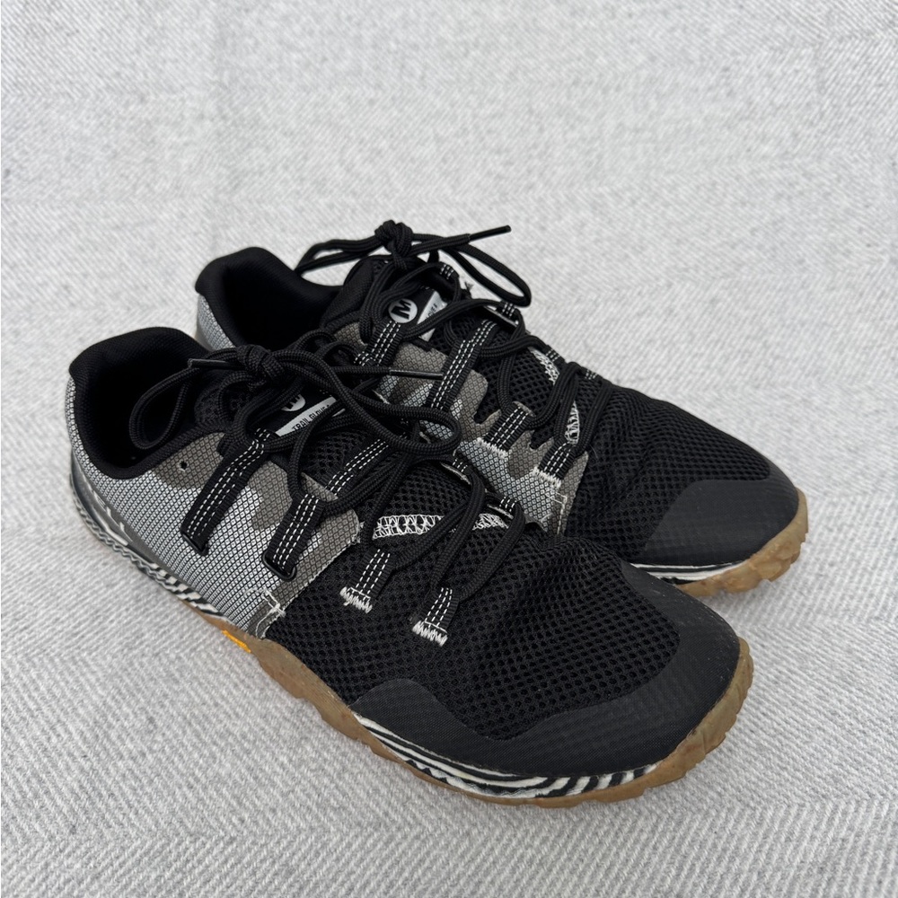 Men’s Merrell Trail Glove 6 size 8.5